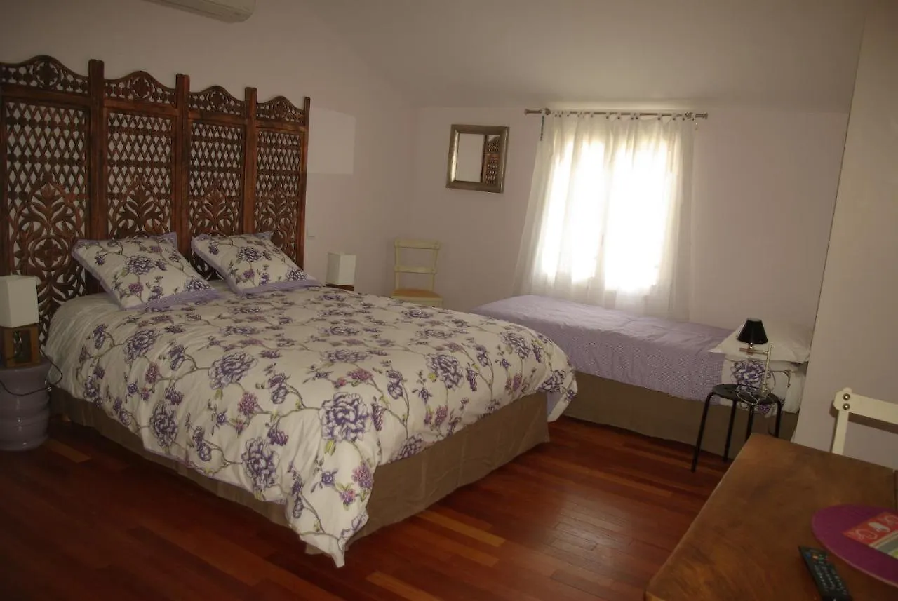 Domaine Des Merveilles Hotel Lherm  0*, Lherm (Haute-Garonne)