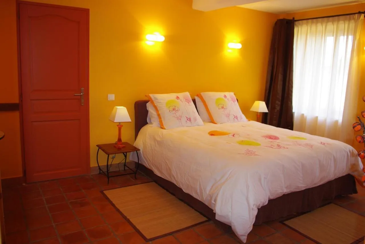 Domaine Des Merveilles Hotel Lherm  Guest house
