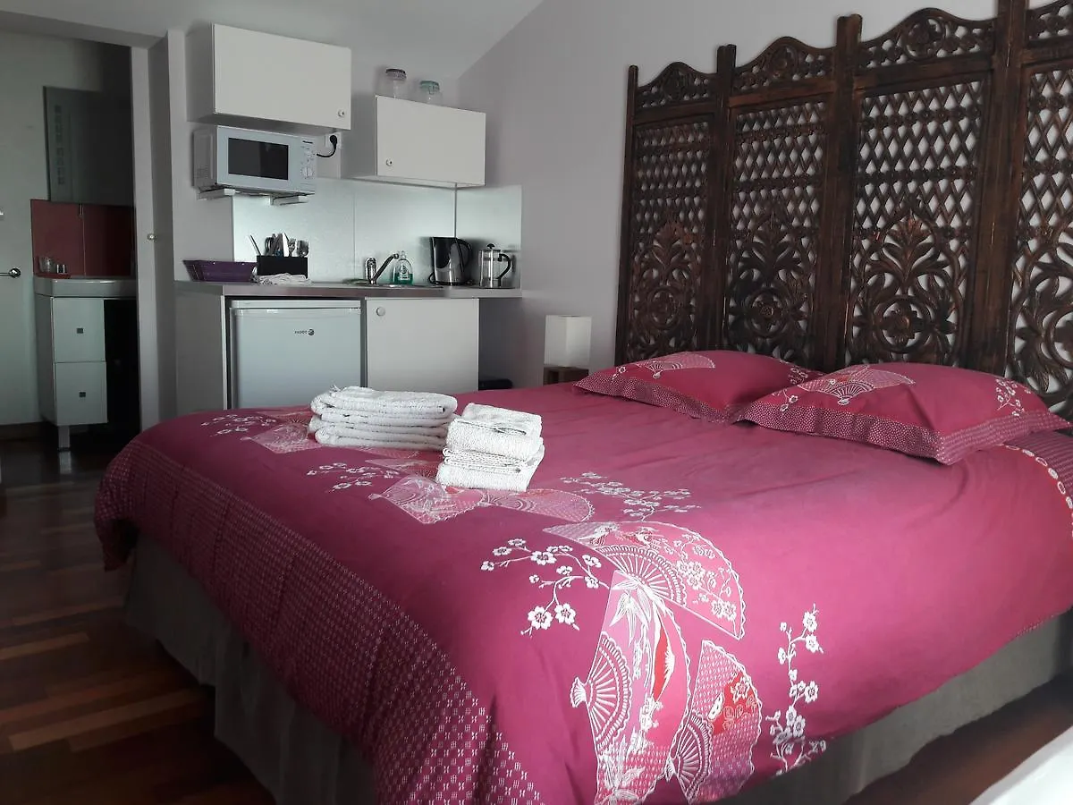 Guest house Domaine Des Merveilles Hotel Lherm